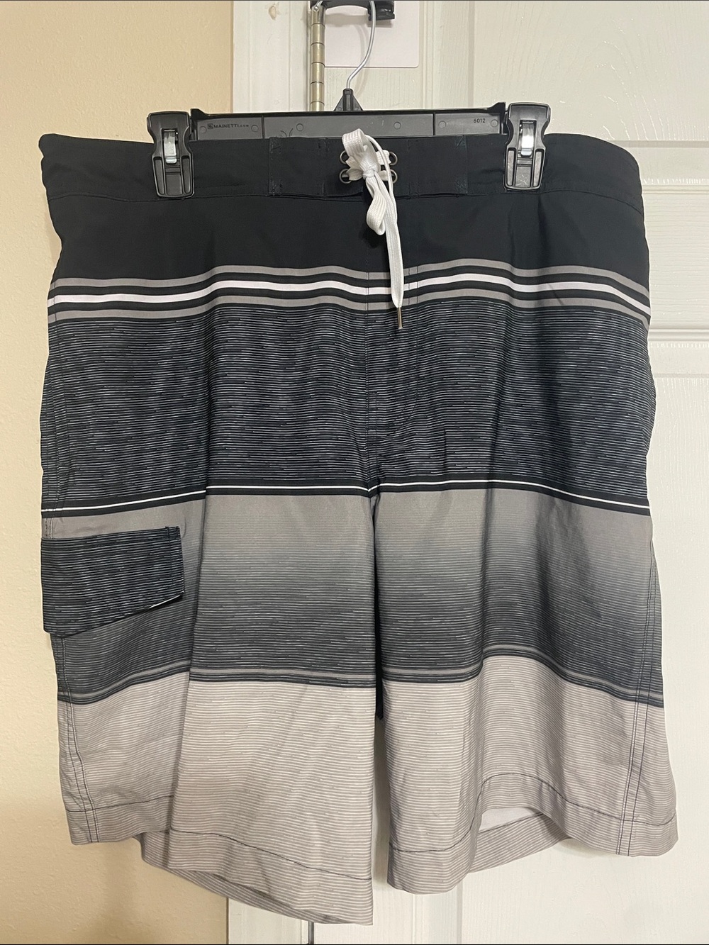 Sonoma Size Large Black Gray Striped Swim Trunks